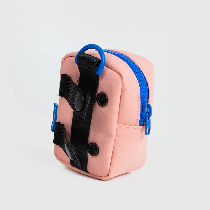 10TH YEAR - Clean bag Mini Singapore - compact pet carrier bag by Petizen - features