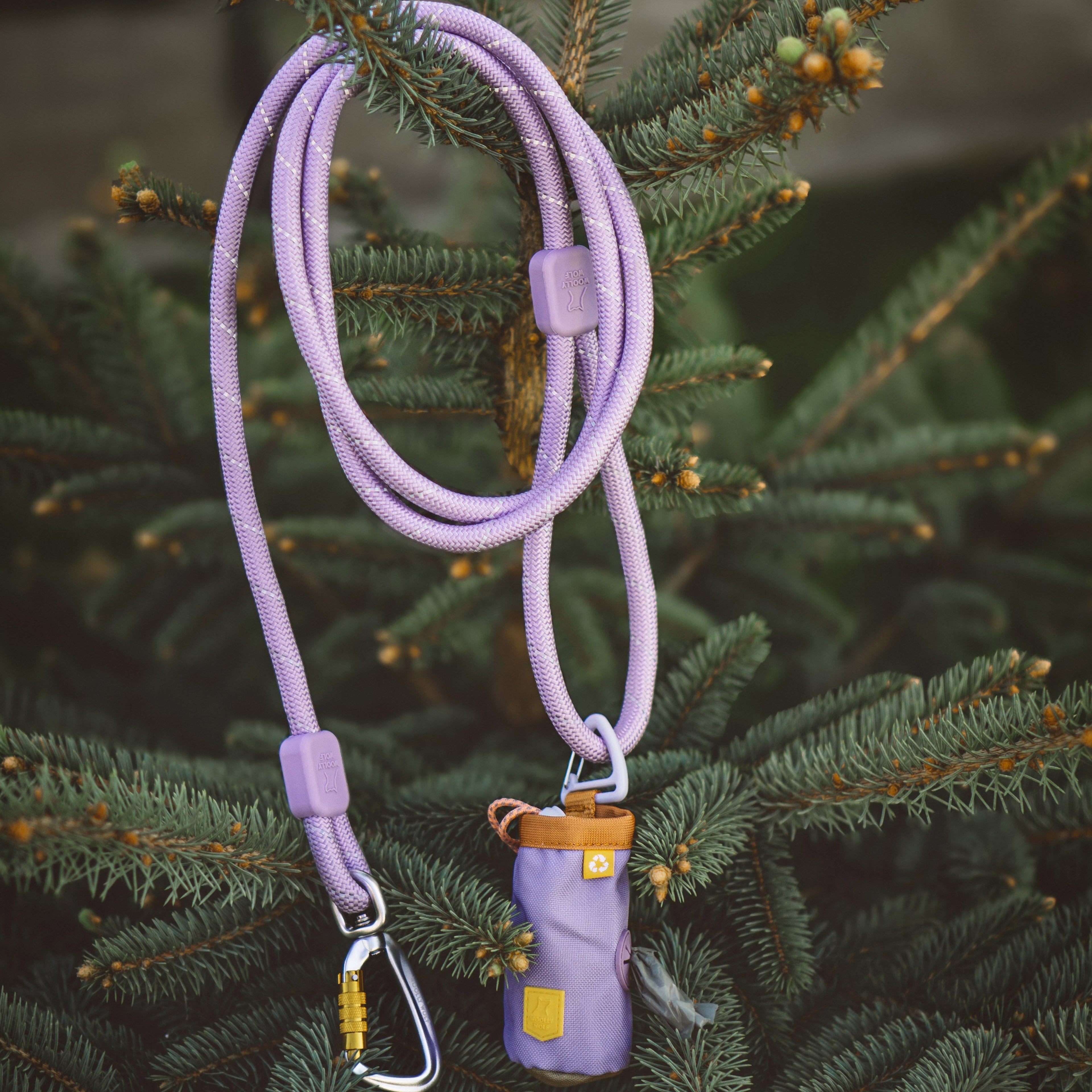 Woolly Wolf Rope Dog Leash Lavender